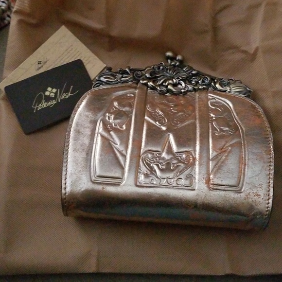 Patricia Nash Handbags - NWOT Patricia Nash Champagne Clutch
